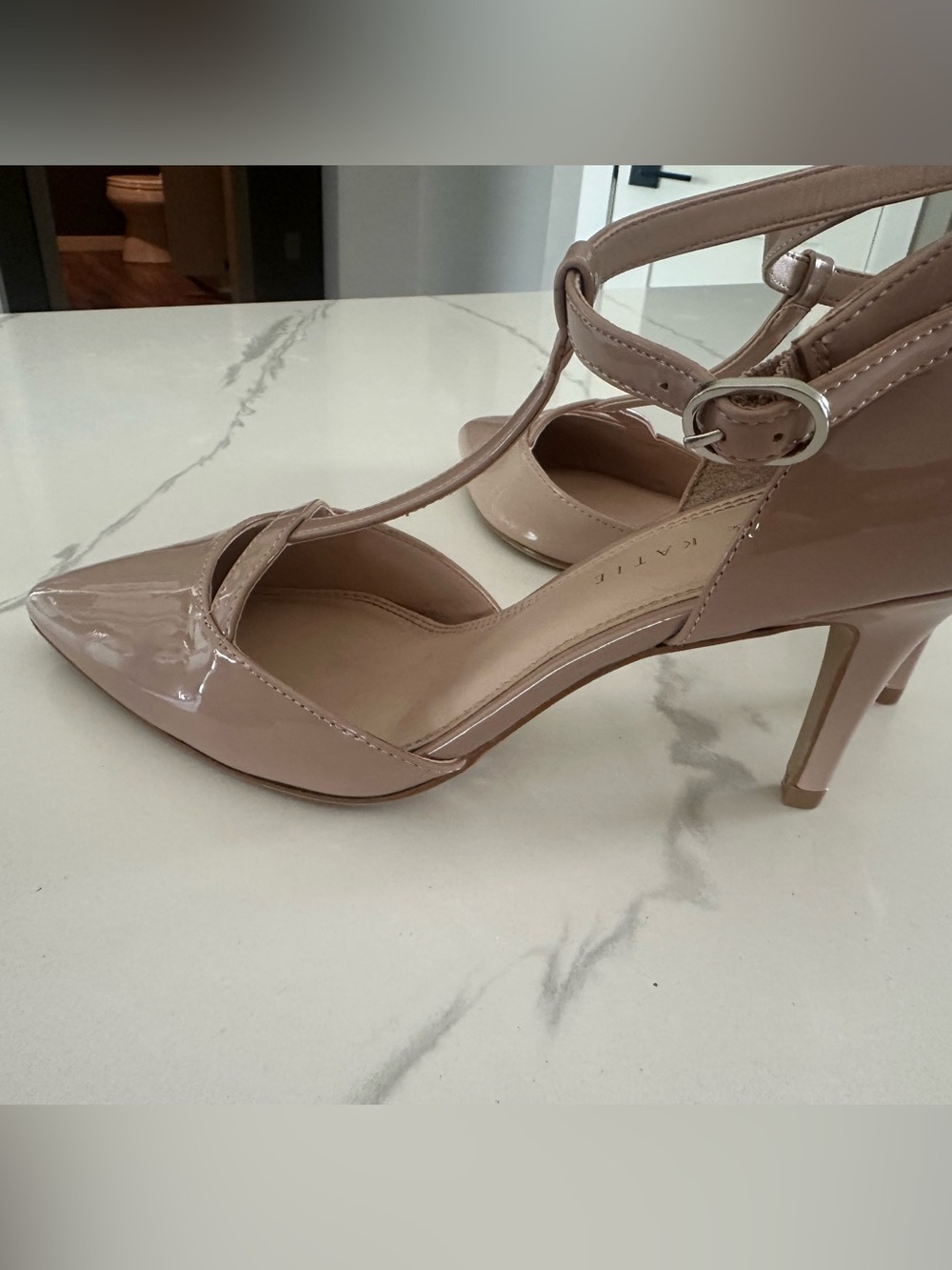 Women's Patent T-Strap Mid Heel in Nude